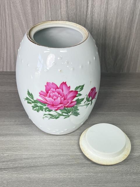 古玩陶瓷粉彩花卉紋鼓釘罐拍賣，當前價格280元