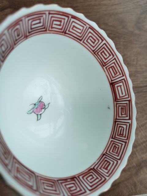 古玩陶瓷粉彩花鳥紋花口杯拍賣，當(dāng)前價(jià)格599元