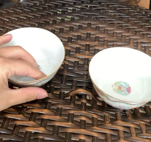 古玩陶瓷粉彩百子鬧龍紋碗一對拍賣，當前價格20000元