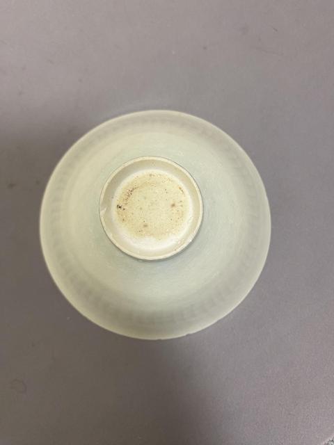 古玩陶瓷景德鎮影青釉刻劃花 花卉紋斗笠盞拍賣,當前價格2800元