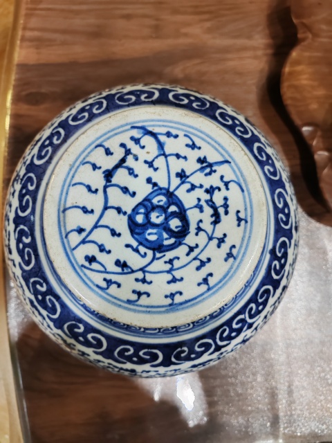 古玩陶瓷清乾隆青花纏枝蓮紋大罐拍賣,當前價格1500元
