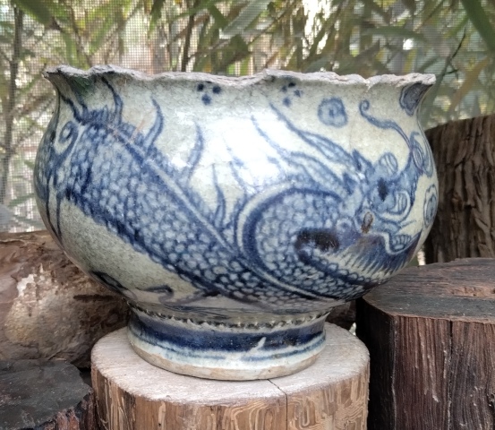 古玩陶瓷晚明龍紋青花香爐拍賣,當前價格2500元