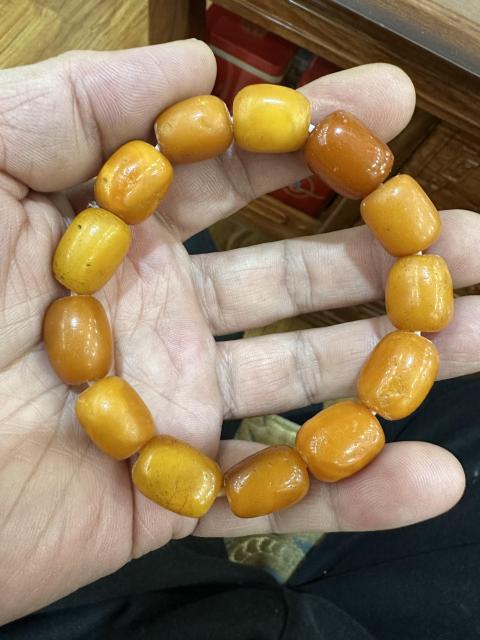 古玩玉器天然老蜜蠟手串拍賣,當前價格22222元