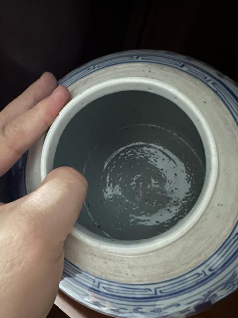 古玩陶瓷青花淡描花卉紋喜字罐拍賣,當前價格2500元