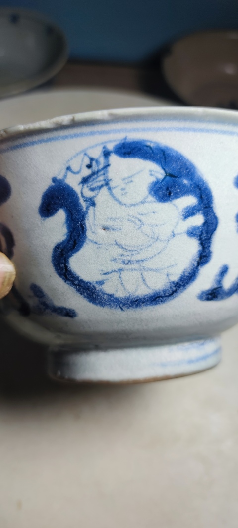 古玩陶瓷團(tuán)嬰紋青花碗拍賣,當(dāng)前價(jià)格2000元