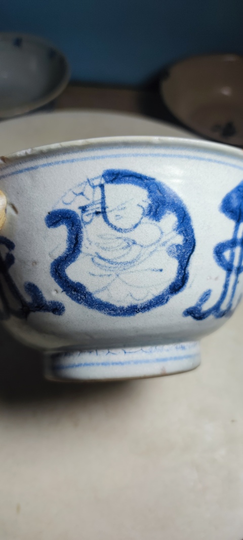 古玩陶瓷團(tuán)嬰紋青花碗拍賣,當(dāng)前價(jià)格2000元
