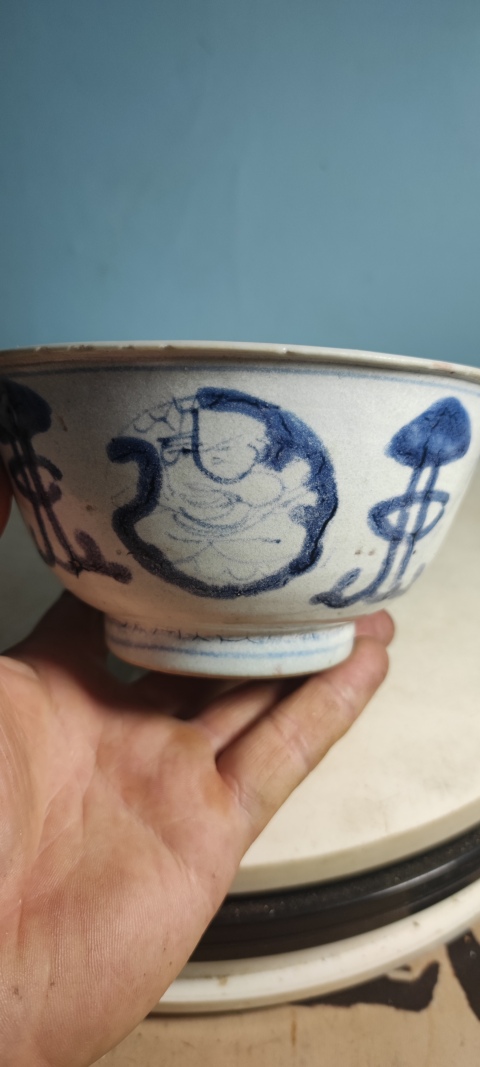 古玩陶瓷團(tuán)嬰紋青花碗拍賣,當(dāng)前價(jià)格2000元
