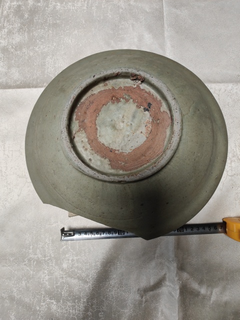 古玩陶瓷元代龍泉刻花青釉盤拍賣,當前價格2980元