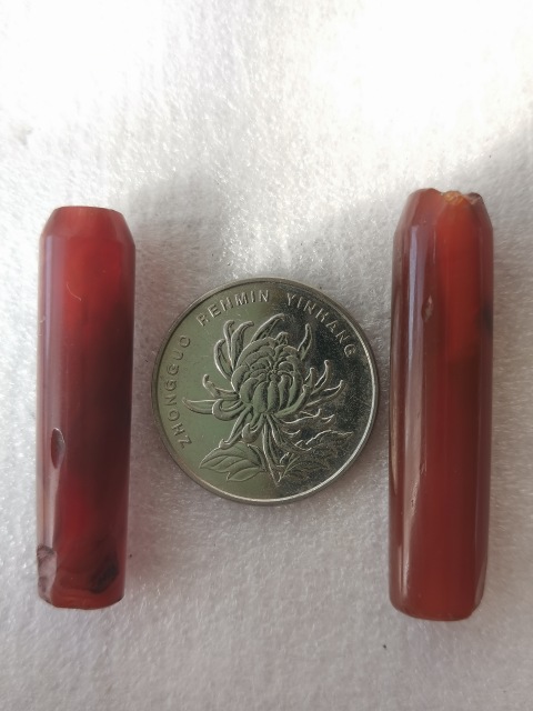 古玩玉器老天然紅瑪瑙珠2顆拍賣,當(dāng)前價(jià)格366元