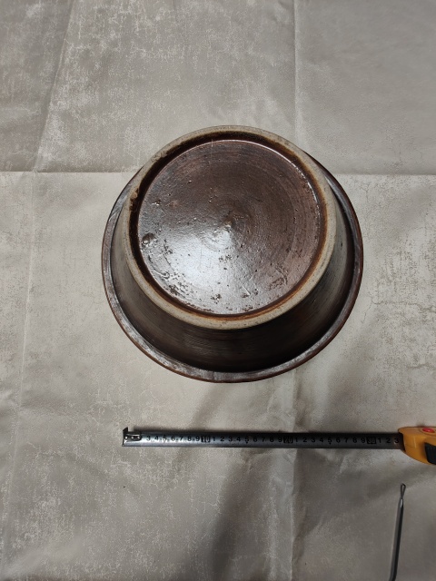 古玩陶瓷清中期外紫金釉內青花纏枝花紋洗手盆拍賣，當前價格1980元