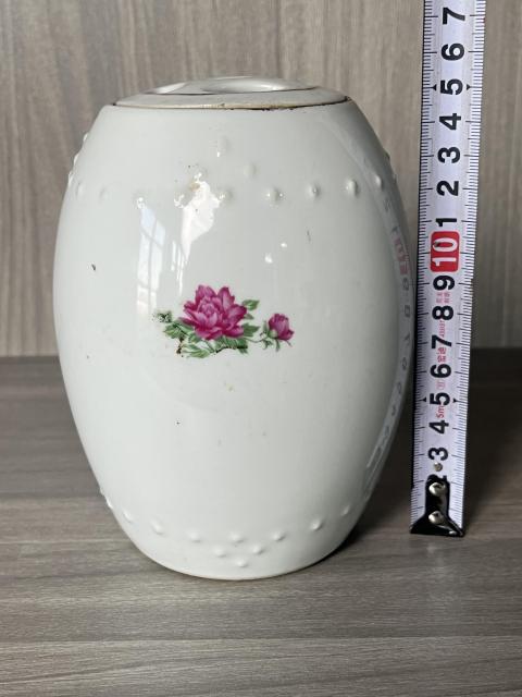 古玩陶瓷解放初 精品粉彩花卉紋鼓釘罐拍賣，當(dāng)前價(jià)格280元