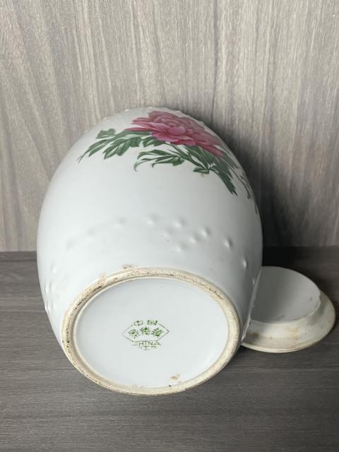 古玩陶瓷解放初 精品粉彩花卉紋鼓釘罐拍賣，當(dāng)前價(jià)格280元