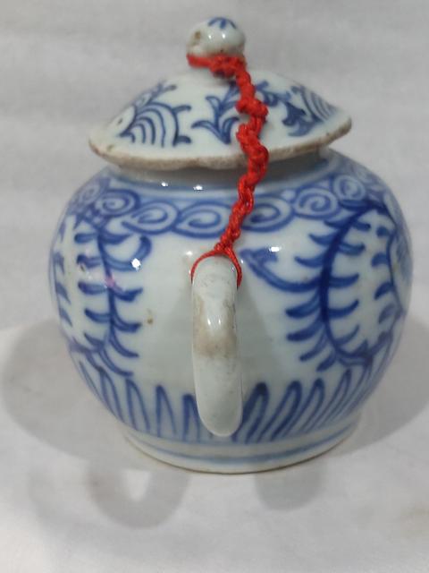 古玩陶瓷青花纏枝花紋茶壺拍賣，當前價格1280元