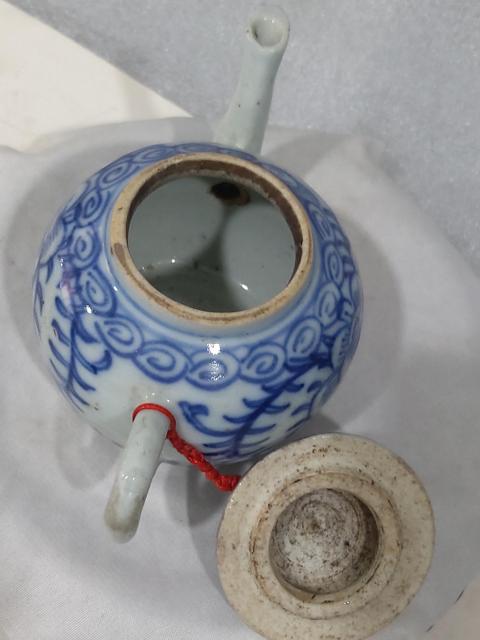 古玩陶瓷青花纏枝花紋茶壺拍賣，當前價格1280元