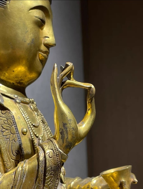 古玩銅器明晚期鎏金佛造像拍賣，當(dāng)前價(jià)格985000元