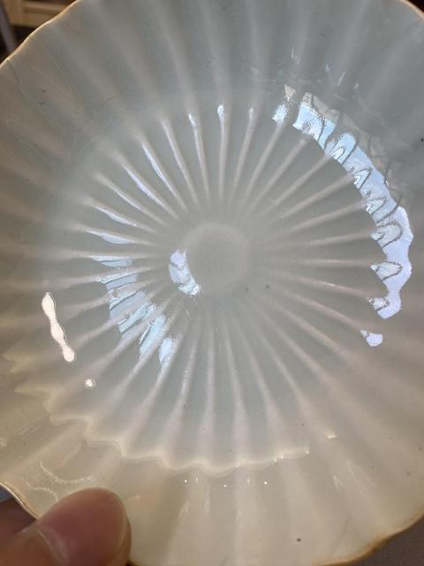 古玩陶瓷白釉花口盤拍賣,當前價格3200元