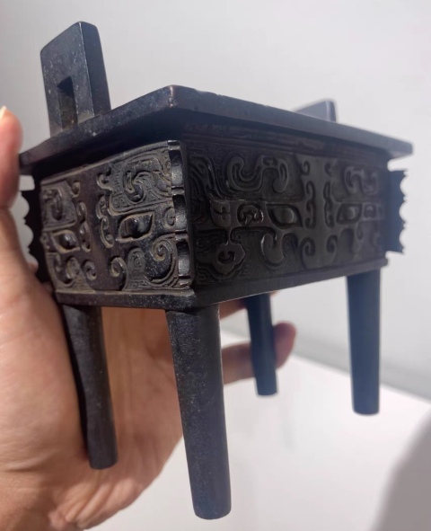 古玩銅器清中期爐子拍賣，當前價格58600元