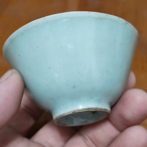 古玩陶瓷清中期,豆青釉茶盞拍賣,當前價格200元