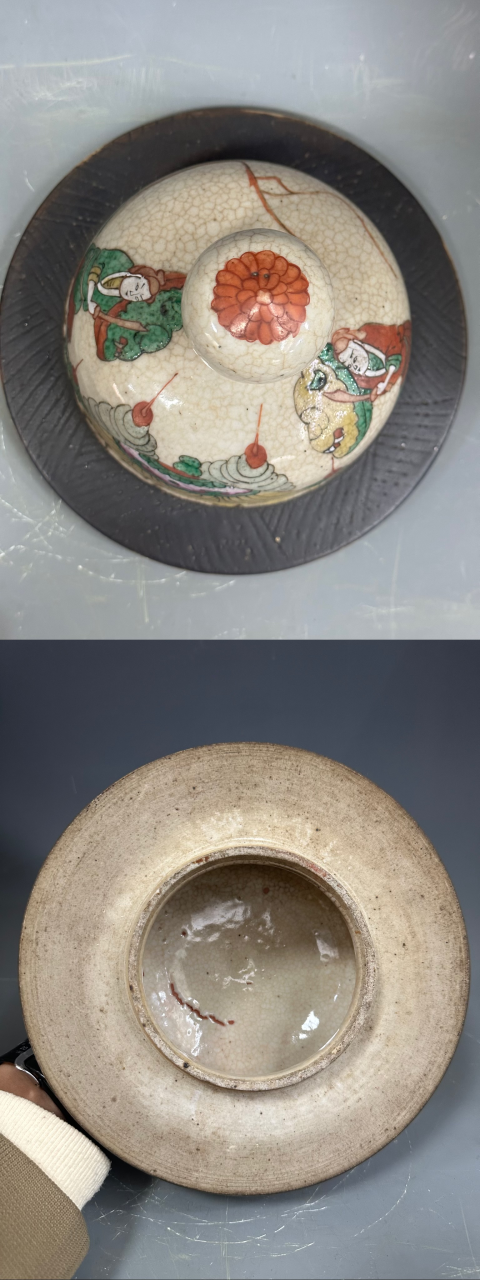 古玩陶瓷一對(duì)哥釉五彩刀馬人物戰(zhàn)將紋將軍罐拍賣,當(dāng)前價(jià)格16500元
