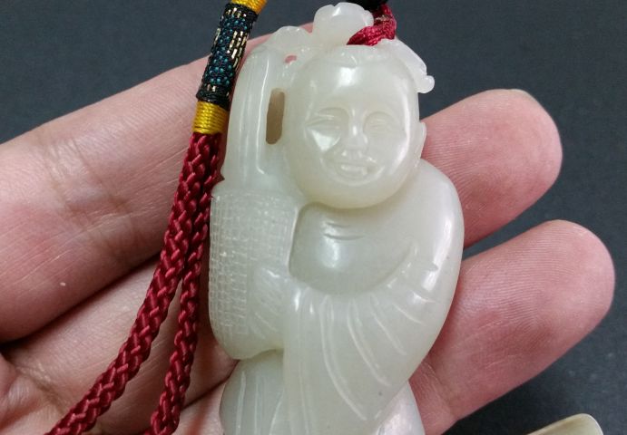 古玩玉器和田玉雕“提籃童子”拍賣，當前價格360元