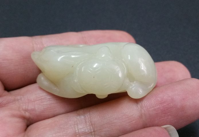 古玩玉器和田玉雕金蟾玉龜把件拍賣,當前價格580元