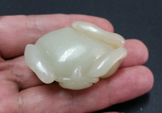 古玩玉器和田玉雕金蟾玉龜把件拍賣,當前價格580元
