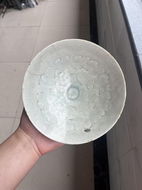 古玩陶瓷宋.影青釉云氣紋斗笠碗拍賣,當前價格2980元
