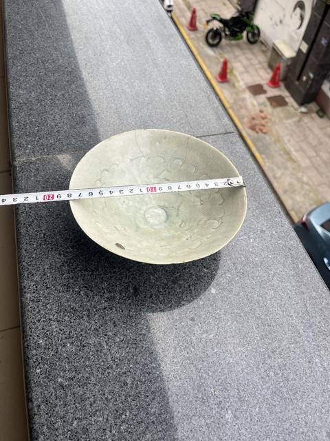 古玩陶瓷宋.影青釉云氣紋斗笠碗拍賣,當前價格2980元