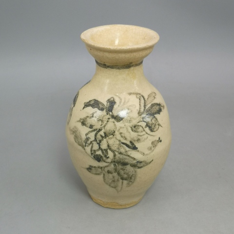 古玩陶瓷清代花卉紋青花瓶拍賣，當前價格850元