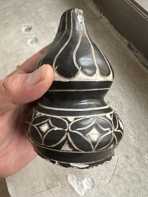 古玩陶瓷磁州窯剃刻劃黑釉葫蘆瓶拍賣,當前價格18888元