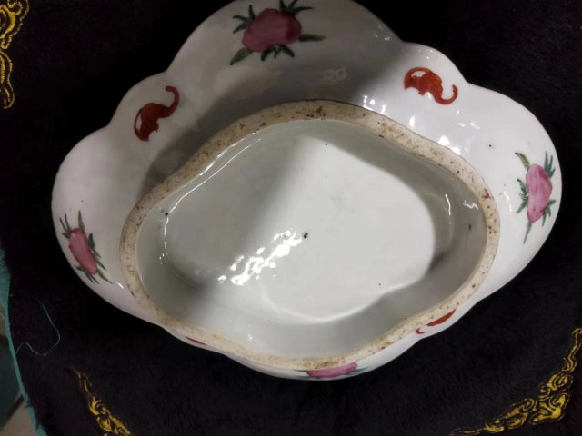 古玩陶瓷人物紋粉彩蓋盤拍賣,當前價格2000元