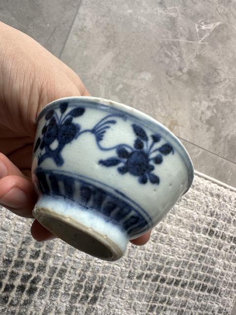 古玩陶瓷青花三多紋茶杯拍賣(mài)，當(dāng)前價(jià)格2000元