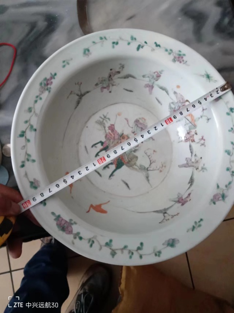 古玩陶瓷清代麒麟粉彩盆拍賣，當(dāng)前價(jià)格12000元