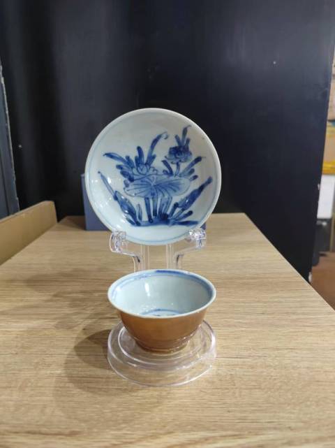 古玩陶瓷清康熙外紫金釉內(nèi)青花杯盤拍賣,當前價格1888元