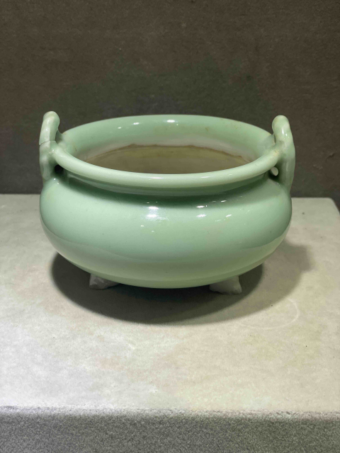 古玩陶瓷豆青釉繩耳爐拍賣，當前價格62000元