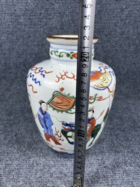 域鉴古玩】大明万历年制款青花五彩麒麟送子罐拍卖价格/图片/值多少钱