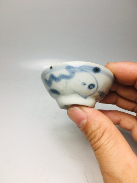 古玩陶瓷青花草龍杯拍賣，當前價格199元