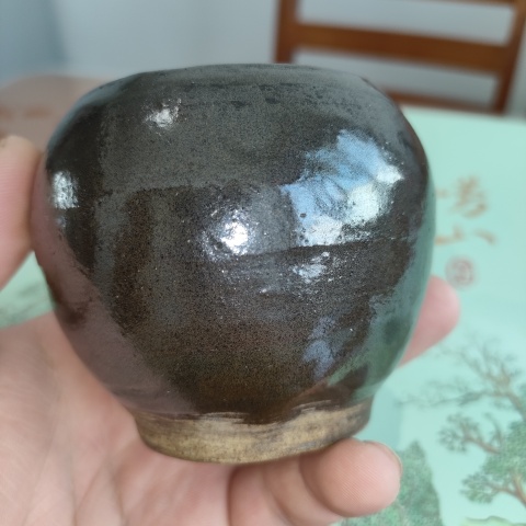 古玩陶瓷明代,磁州窯醬釉水盂拍賣,當前價格78元