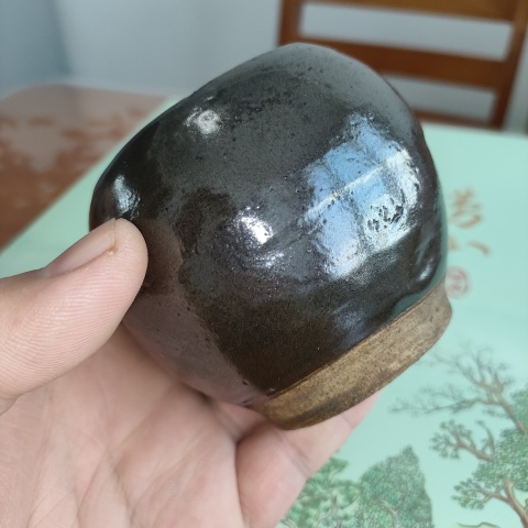 古玩陶瓷明代,磁州窯醬釉水盂拍賣,當前價格78元