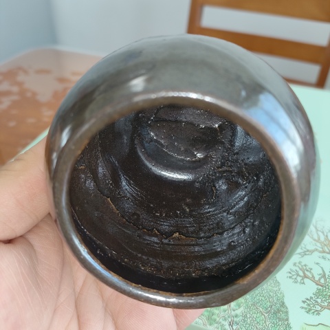 古玩陶瓷明代,磁州窯醬釉水盂拍賣,當前價格78元