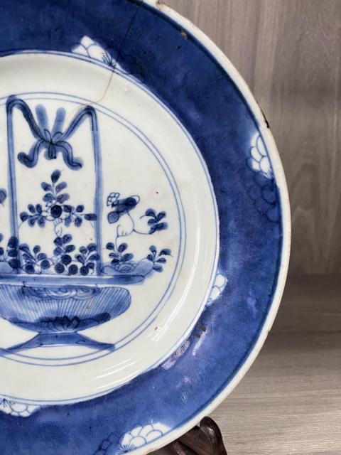 古玩陶瓷清康熙 青花提籃花卉紋折沿盤拍賣，當前價格350元