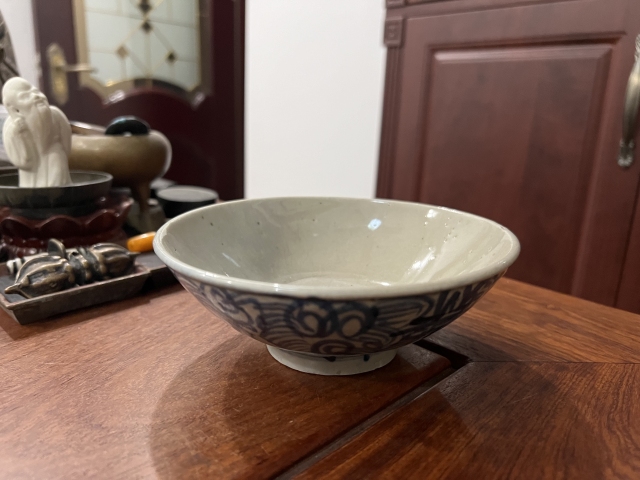 古玩陶瓷清代花間囍字紋青花碗拍賣,當(dāng)前價(jià)格233元