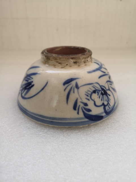 古玩陶瓷明末清初花卉紋青花碗拍賣,當前價格750元