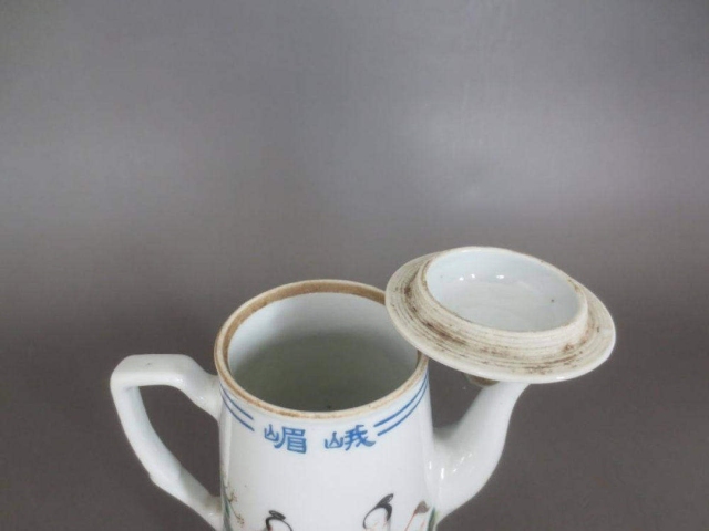 古玩陶瓷清粉彩仕女紋執(zhí)壺拍賣,當前價格2588元