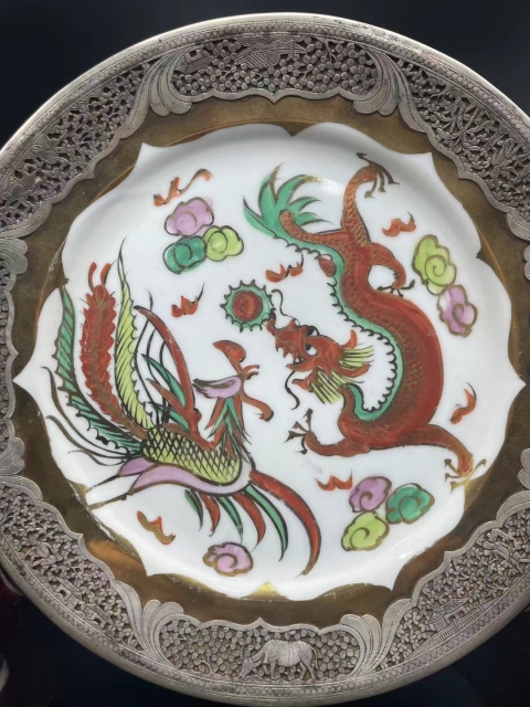 古玩陶瓷彩繪龍鳳盤拍賣,當前價格3900元
