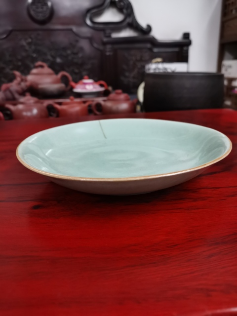 古玩陶瓷清道光時期豆青釉臥盤拍賣，當前價格150元