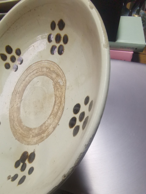 古玩陶瓷磁州窯白釉黑彩梅花盤拍賣，當前價格1888元