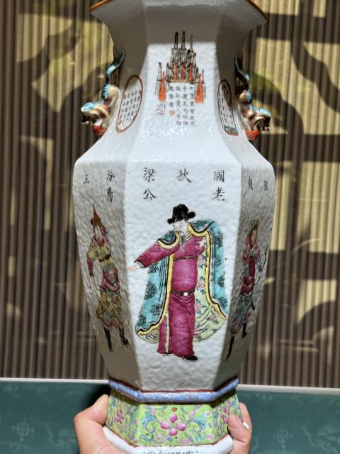 中国古玩　粉彩　香合A   6.8㎝　東さ6-0208③ 中国古玩 粉彩 香合A 6.8㎝ 東さ6-0208③ 中国古玩 粉彩