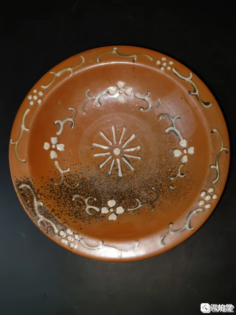 古玩陶瓷清晚期?紫金釉堆白高足盤拍賣，當(dāng)前價(jià)格1333元