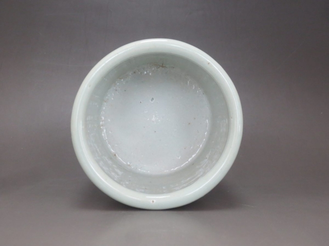 古玩陶瓷豆青釉刻花紋香爐拍賣,當(dāng)前價(jià)格2788元